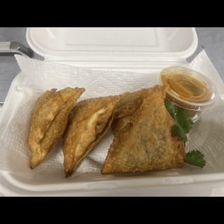 SPICED VEGETABLE SAMOSAS-(V)